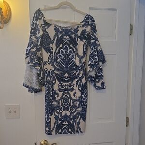 VENUS Blue and Cream Long Sleeve Dress